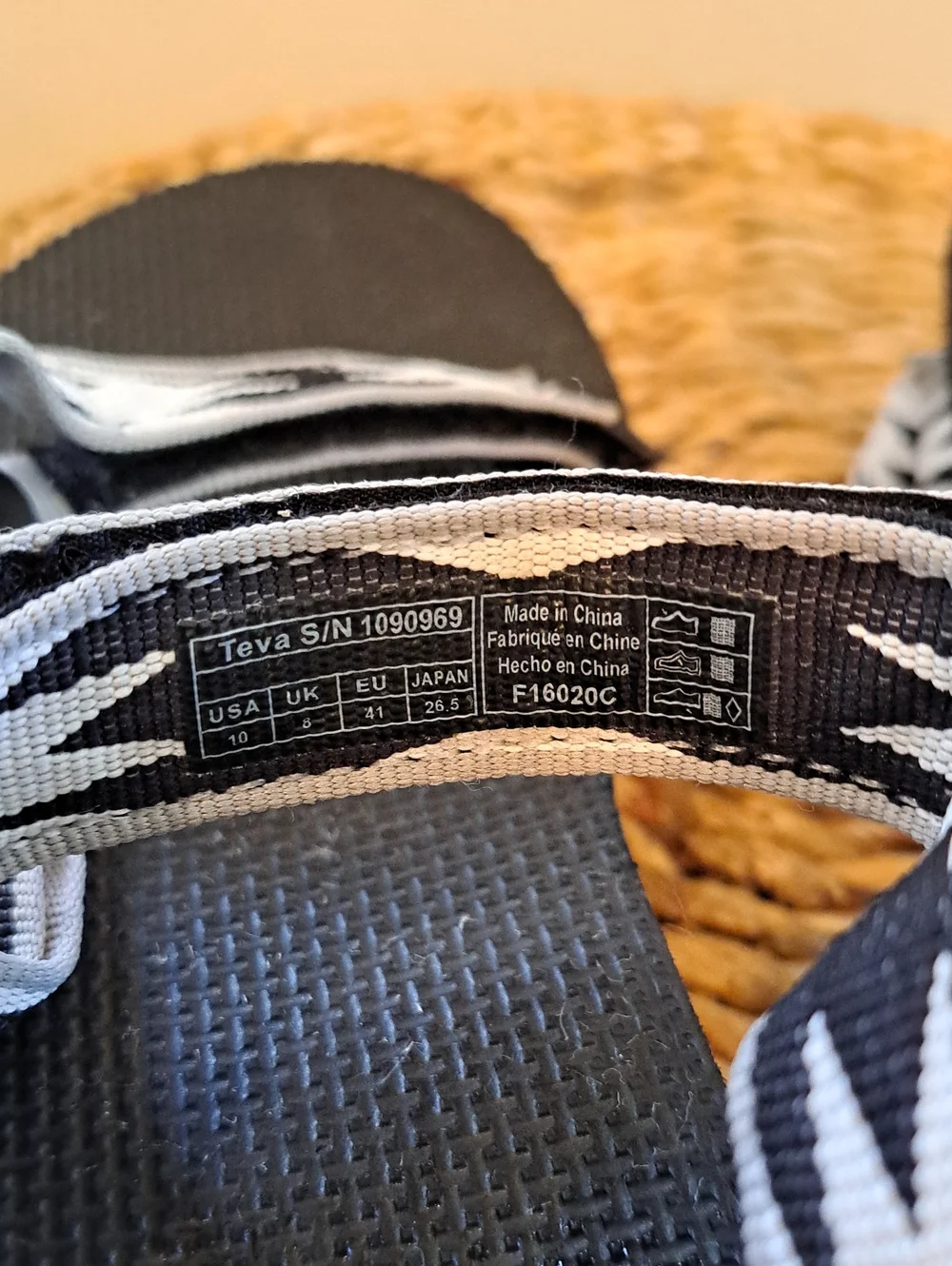 Teva Womens Midform Universal Black/White Print Nylon Strap Outdoor Sandals 10